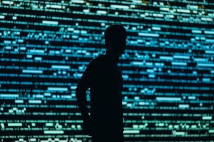 Anthropic披露由AI策划的网络间谍活动